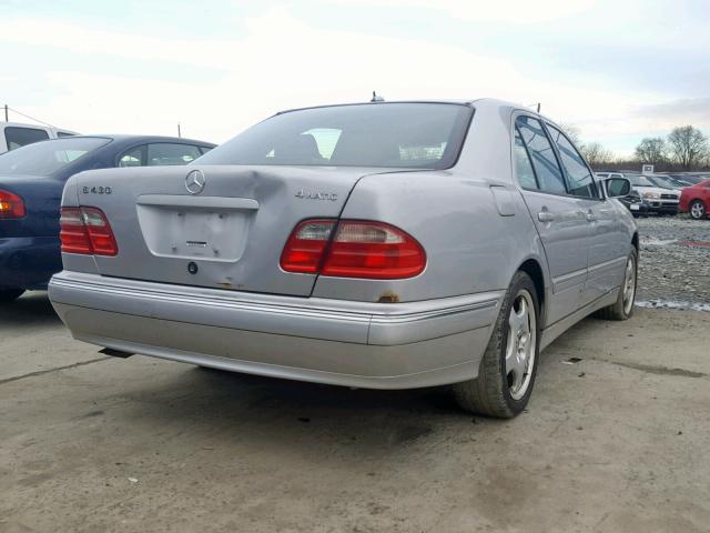 WDBJF83J62X076921 - 2002 MERCEDES-BENZ E 430 SILVER photo 4