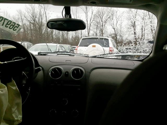 3GNCA13B19S597489 - 2009 CHEVROLET HHR LS WHITE photo 9