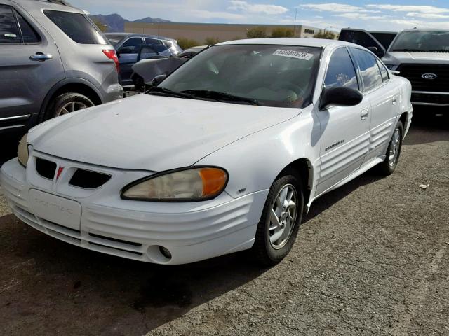 1G2NF52EX2M510558 - 2002 PONTIAC GRAND AM S WHITE photo 2