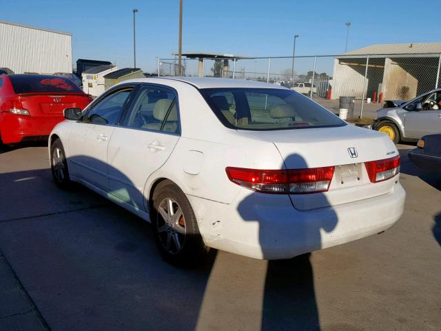 1HGCM66583A085323 - 2003 HONDA ACCORD WHITE photo 3