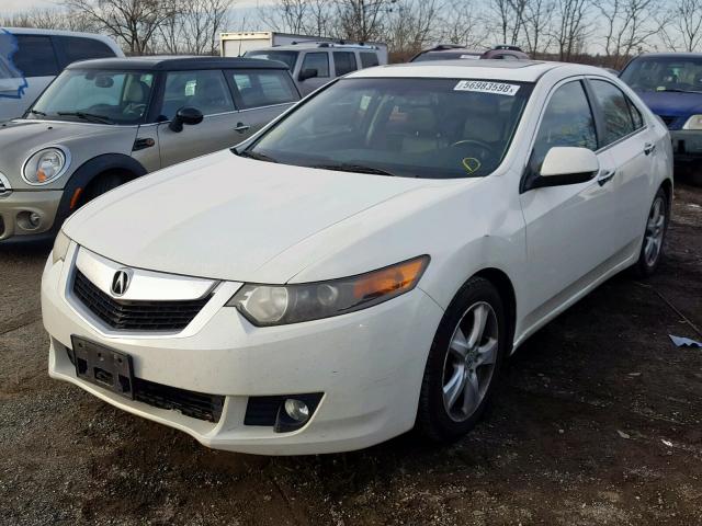 JH4CU2F69AC030802 - 2010 ACURA TSX WHITE photo 2