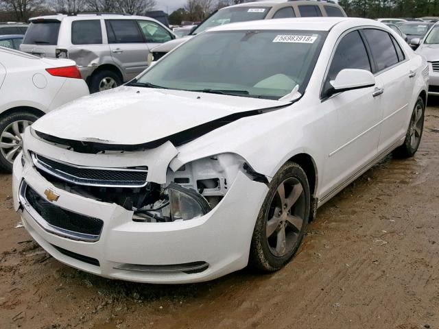 1G1ZC5E02CF378304 - 2012 CHEVROLET MALIBU 1LT WHITE photo 2