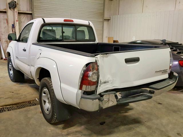 5TENX62N89Z645490 - 2009 TOYOTA TACOMA PRE WHITE photo 3