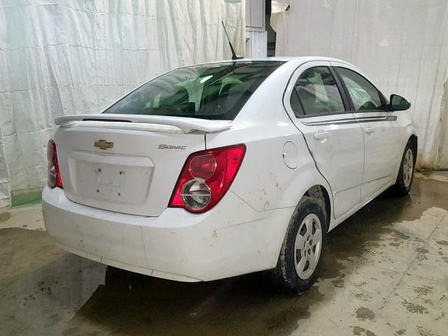1G1JA5SG4D4126104 - 2013 CHEVROLET SONIC LS 白色 照片 4
