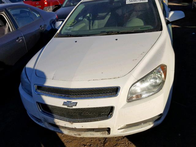 1G1ZH57B08F196592 - 2008 CHEVROLET MALIBU 1LT WHITE photo 9