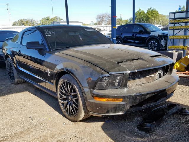 1ZVFT80N965186349 - 2006 FORD MUSTANG BLACK photo 1