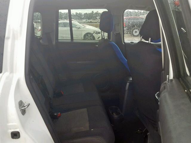 1C4NJCBA2CD632568 - 2012 JEEP COMPASS SP თეთრი ფოტო 6