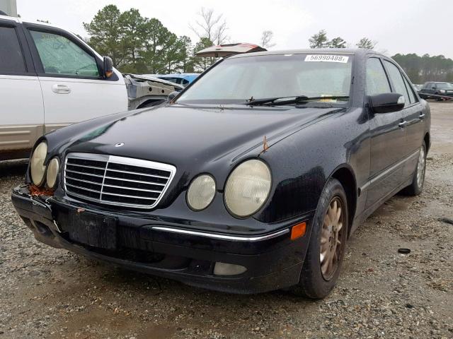 WDBJF65J91B200502 - 2001 MERCEDES-BENZ E 320 BLACK photo 2