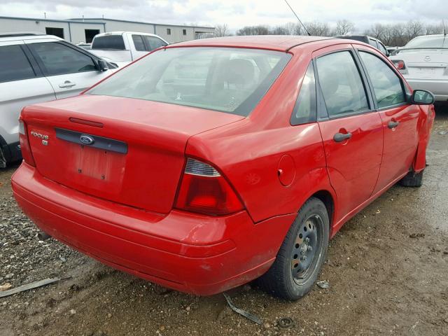 1FAHP34N57W339954 - 2007 FORD FOCUS ZX4 RED photo 4