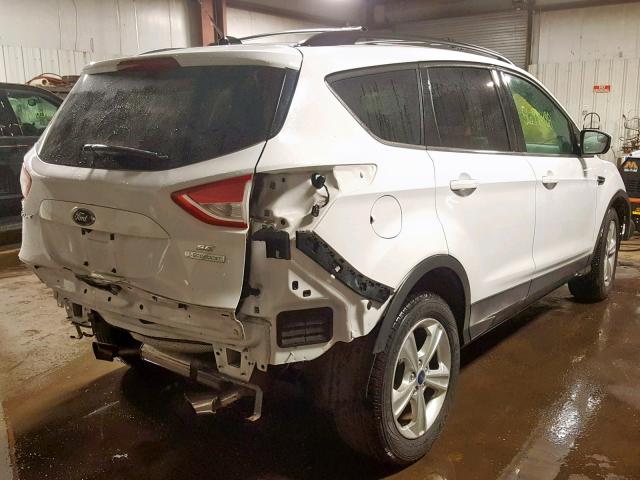 1FMCU0GX6EUB85753 - 2014 FORD ESCAPE SE WHITE photo 4