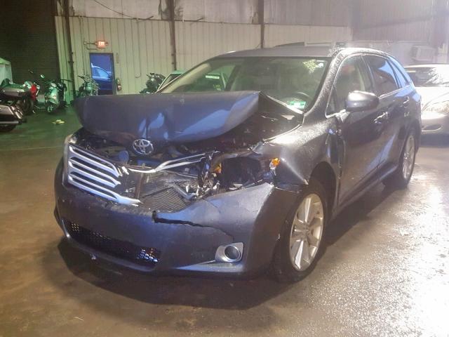 4T3ZA3BB2AU038041 - 2010 TOYOTA VENZA BASE GRAY photo 2