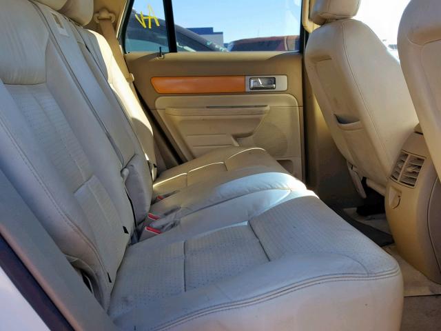 2LMDU88C47BJ33193 - 2007 LINCOLN MKX CREAM photo 6