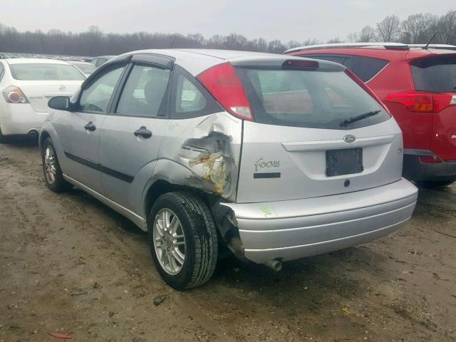 3FAHP37373R188333 - 2003 FORD FOCUS ZX5 SILVER photo 3