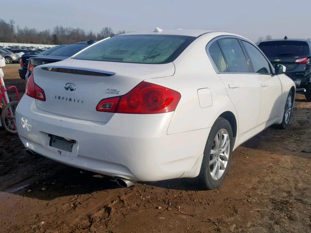 JNKCV61FX9M358800 - 2009 INFINITI G37 WHITE photo 4