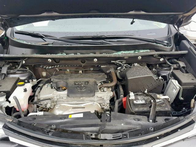 2T3RFREVXHW670659 - 2017 TOYOTA RAV4 XLE GRAY photo 7