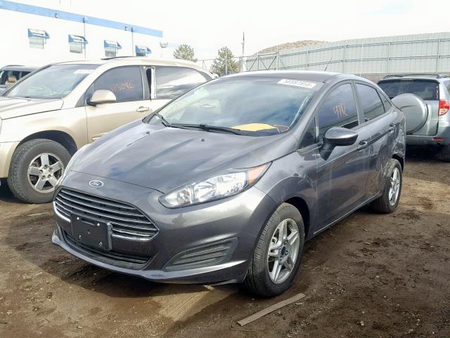 3FADP4BJ1HM143175 - 2017 FORD FIESTA SE GRAY photo 2