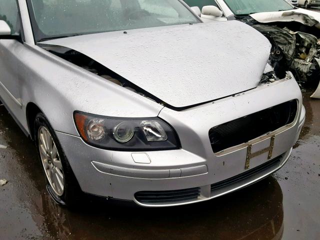 YV1MW390752082044 - 2005 VOLVO V50 2.4I SILVER photo 10