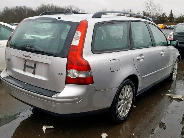 YV1MW390752082044 - 2005 VOLVO V50 2.4I SILVER photo 4