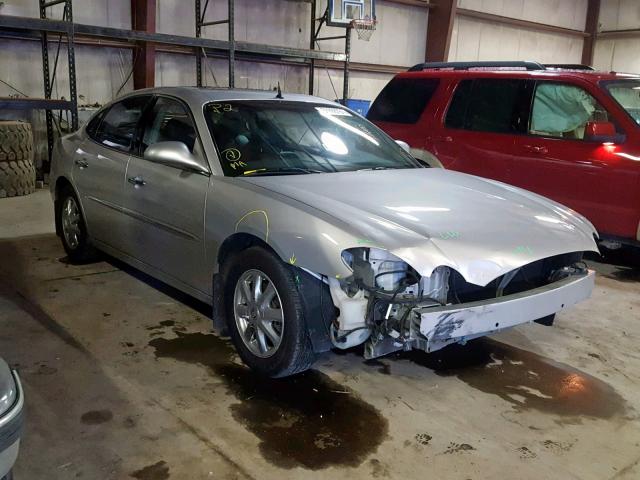 2G4WD532851259125 - 2005 BUICK LACROSSE C WHITE photo 1