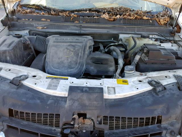 3GSCL33P58S591790 - 2008 SATURN VUE XE WHITE photo 7