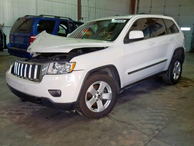 1J4RR4GG1BC641662 - 2011 JEEP GRAND CHER WHITE photo 2