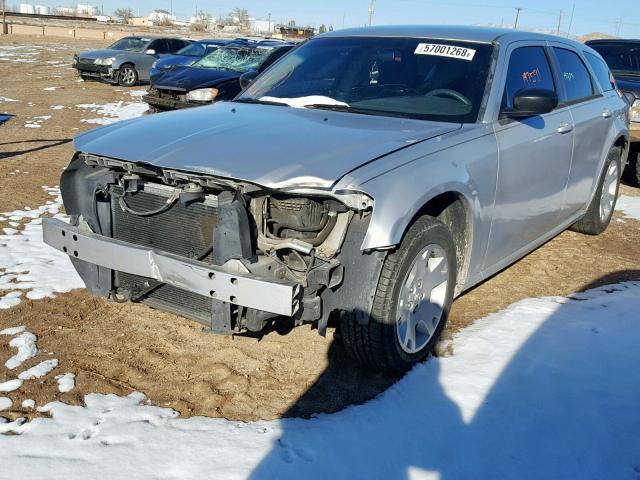 2D4FV47T17H614454 - 2007 DODGE MAGNUM SE SILVER photo 2