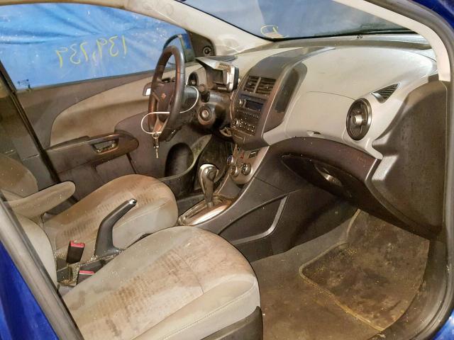 1G1JA5SG4D4177621 - 2013 CHEVROLET SONIC LS 蓝色 照片 5