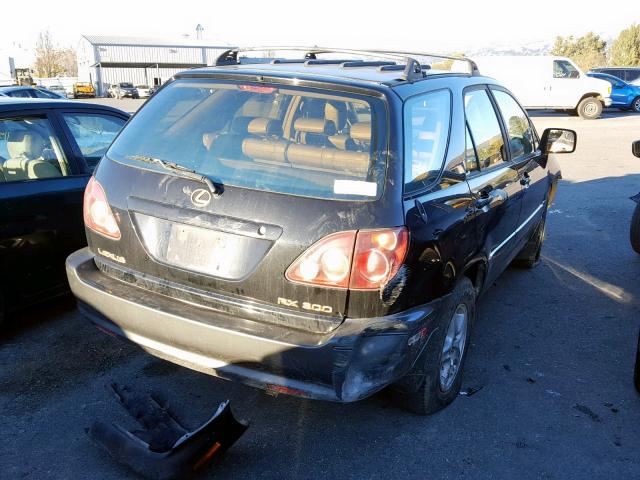 JT6HF10U9X0033915 - 1999 LEXUS RX 300 BLACK photo 4