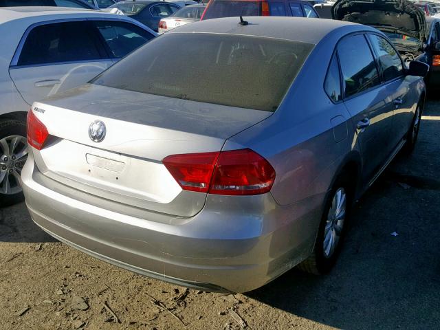 1VWAP7A33CC077852 - 2012 VOLKSWAGEN PASSAT S SILVER photo 4