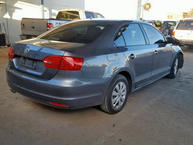 3VW2K7AJ8DM378022 - 2013 VOLKSWAGEN JETTA BASE Մոխրագույն լուսանկար 4