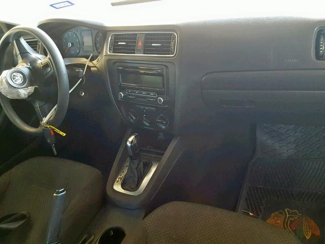 3VW2K7AJ8DM378022 - 2013 VOLKSWAGEN JETTA BASE Մոխրագույն լուսանկար 9