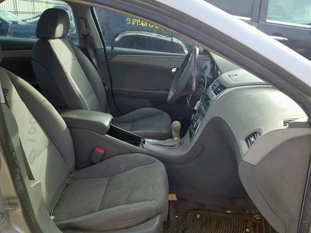 1G1ZG57B38F292154 - 2008 CHEVROLET MALIBU LS 银色 照片 5