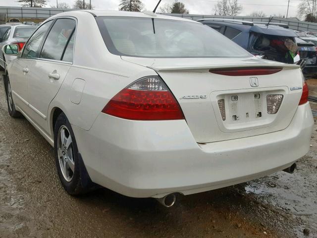 JHMCN36437C001869 - 2007 HONDA ACCORD HYB WHITE photo 4