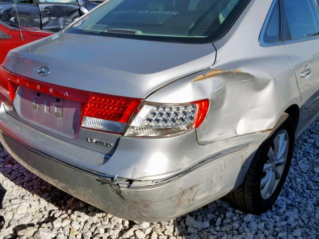 KMHFC46F47A146552 - 2007 HYUNDAI AZERA SE SILVER photo 9