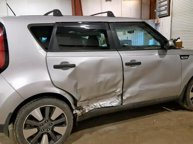 KNDJX3A50E7703642 - 2014 KIA SOUL ! SILVER photo 9