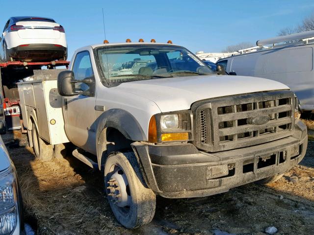 1FDAF56P97EA51414 - 2007 FORD F550 SUPER WHITE photo 1