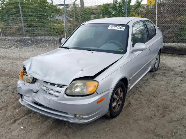 KMHCG35CX4U289265 - 2004 HYUNDAI ACCENT GL SILVER photo 2