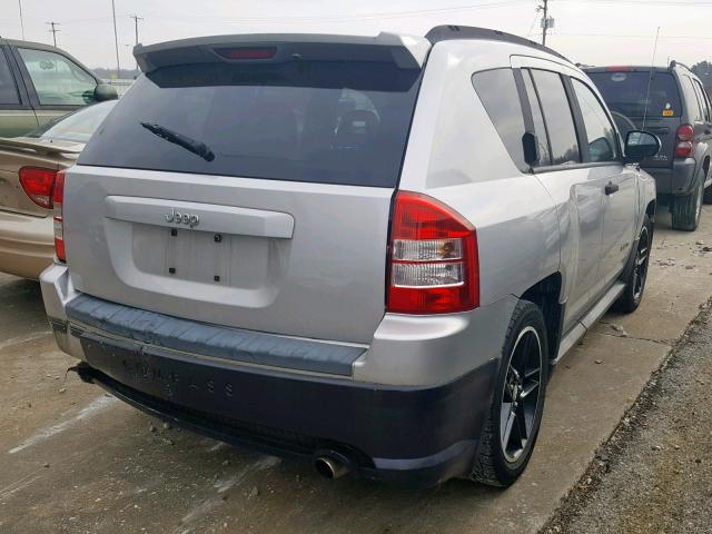 1J8FT47W88D580212 - 2008 JEEP COMPASS SP 银色 照片 4