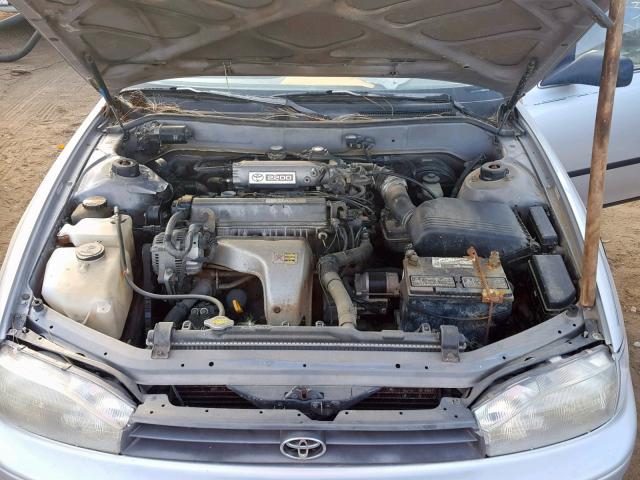 4T1SK11E4NU123797 - 1992 TOYOTA CAMRY DLX 银色 照片 7