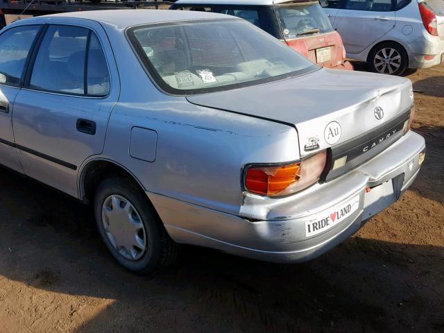 4T1SK11E4NU123797 - 1992 TOYOTA CAMRY DLX 银色 照片 9