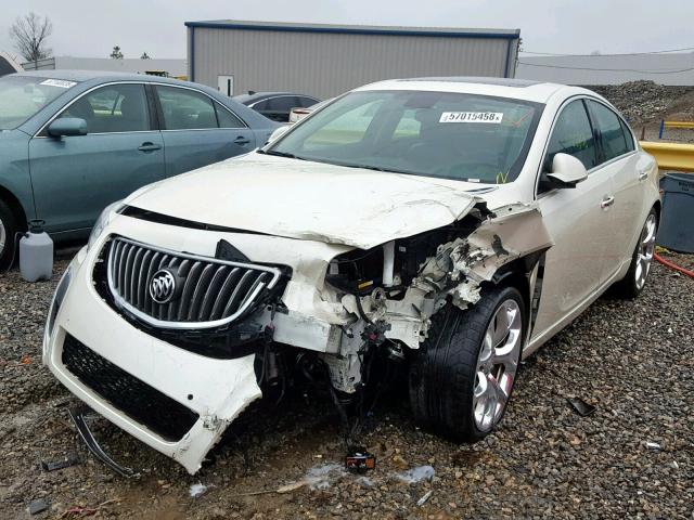 2G4GV5GV3D9235868 - 2013 BUICK REGAL GS WHITE photo 2