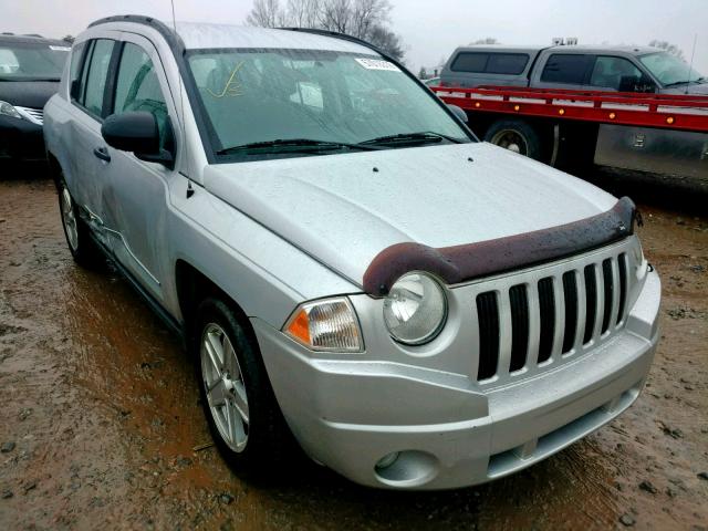 1J4FT47B29D102884 - 2009 JEEP COMPASS SP 银色 照片 1