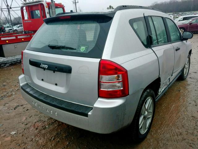 1J4FT47B29D102884 - 2009 JEEP COMPASS SP 银色 照片 4