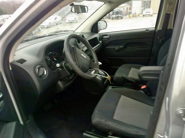 1J4FT47B29D102884 - 2009 JEEP COMPASS SP 银色 照片 5