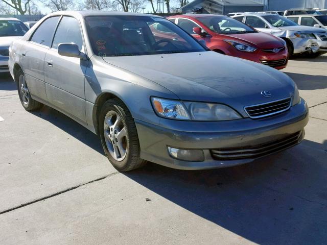 JT8BF28GXY0263546 - 2000 LEXUS ES 300 GRAY photo 1