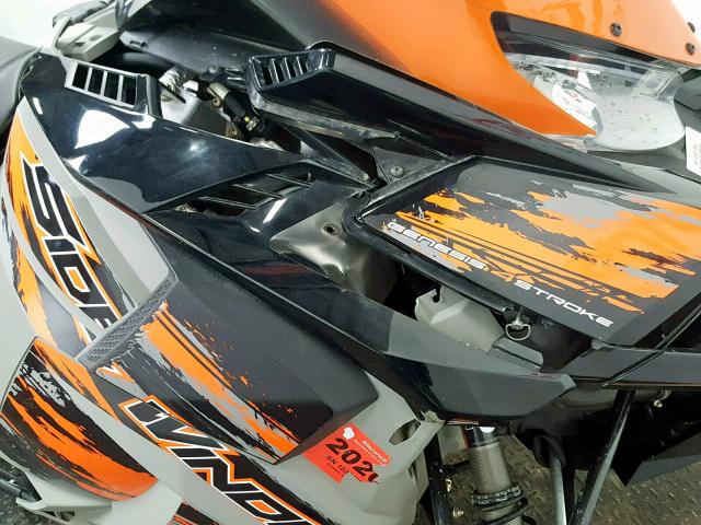 4UF8MA102HT000287 - 2017 YAMAHA SIDEWINDER ORANGE photo 19