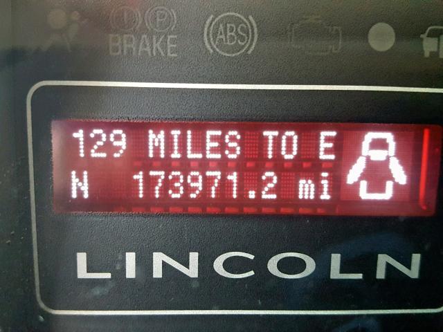 5LMFU27577LJ08564 - 2007 LINCOLN NAVIGATOR PURPLE photo 8