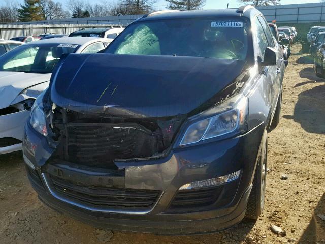 1GNKRFED7DJ132869 - 2013 CHEVROLET TRAVERSE L GRAY photo 9