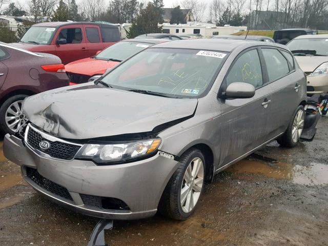 KNAFW5A33B5382445 - 2011 KIA FORTE SX GRAY photo 2