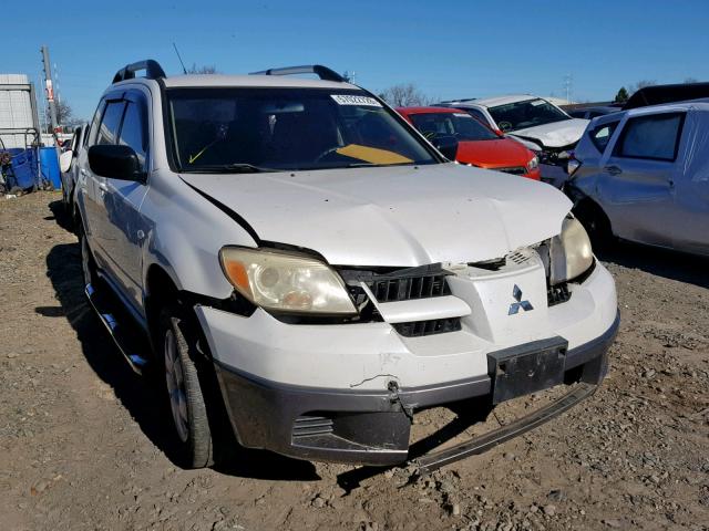 JA4LX31F86U026855 - 2006 MITSUBISHI OUTLANDER WHITE photo 1